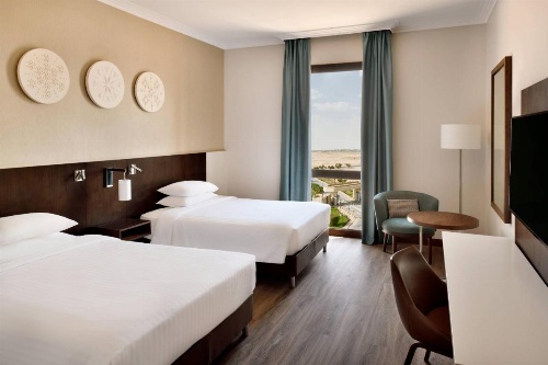 Riyadh Airport Marriott Hotel image 6